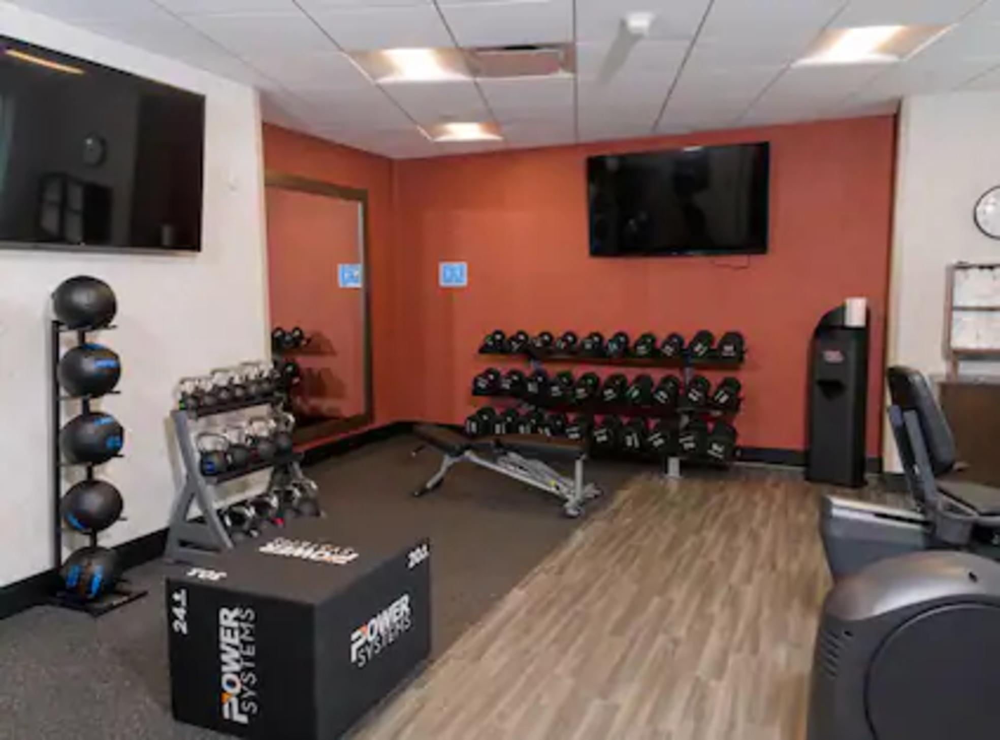 Hampton Inn & Suites Erie Bayfront Εξωτερικό φωτογραφία