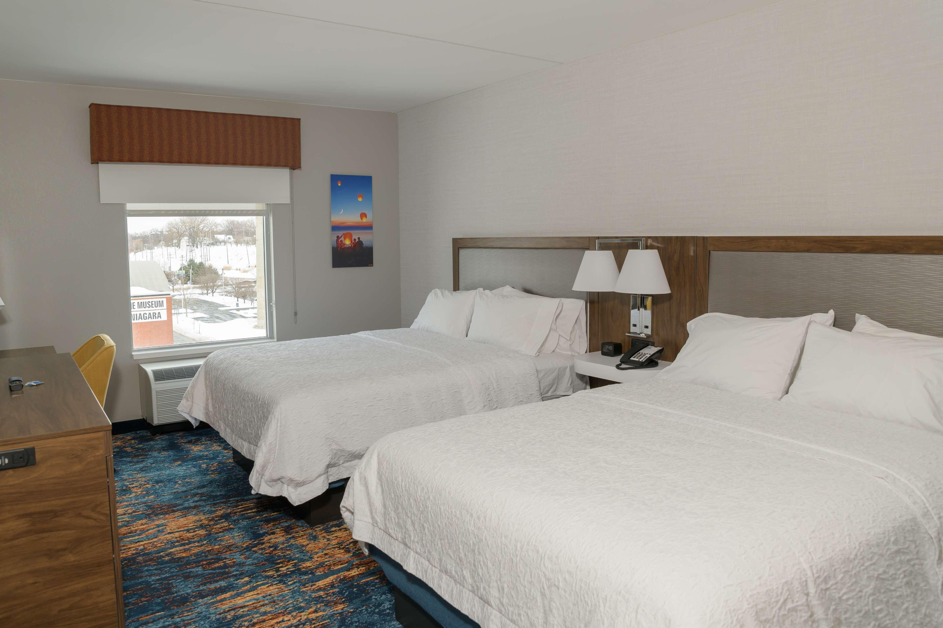 Hampton Inn & Suites Erie Bayfront Εξωτερικό φωτογραφία