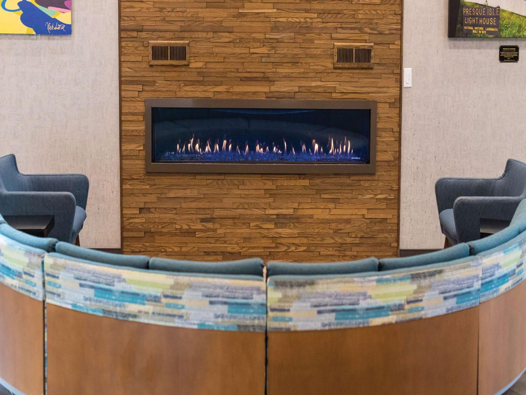 Hampton Inn & Suites Erie Bayfront Εξωτερικό φωτογραφία